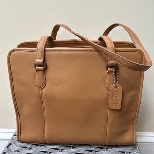 Coach Classic Compartment Tote Camel colored 9872